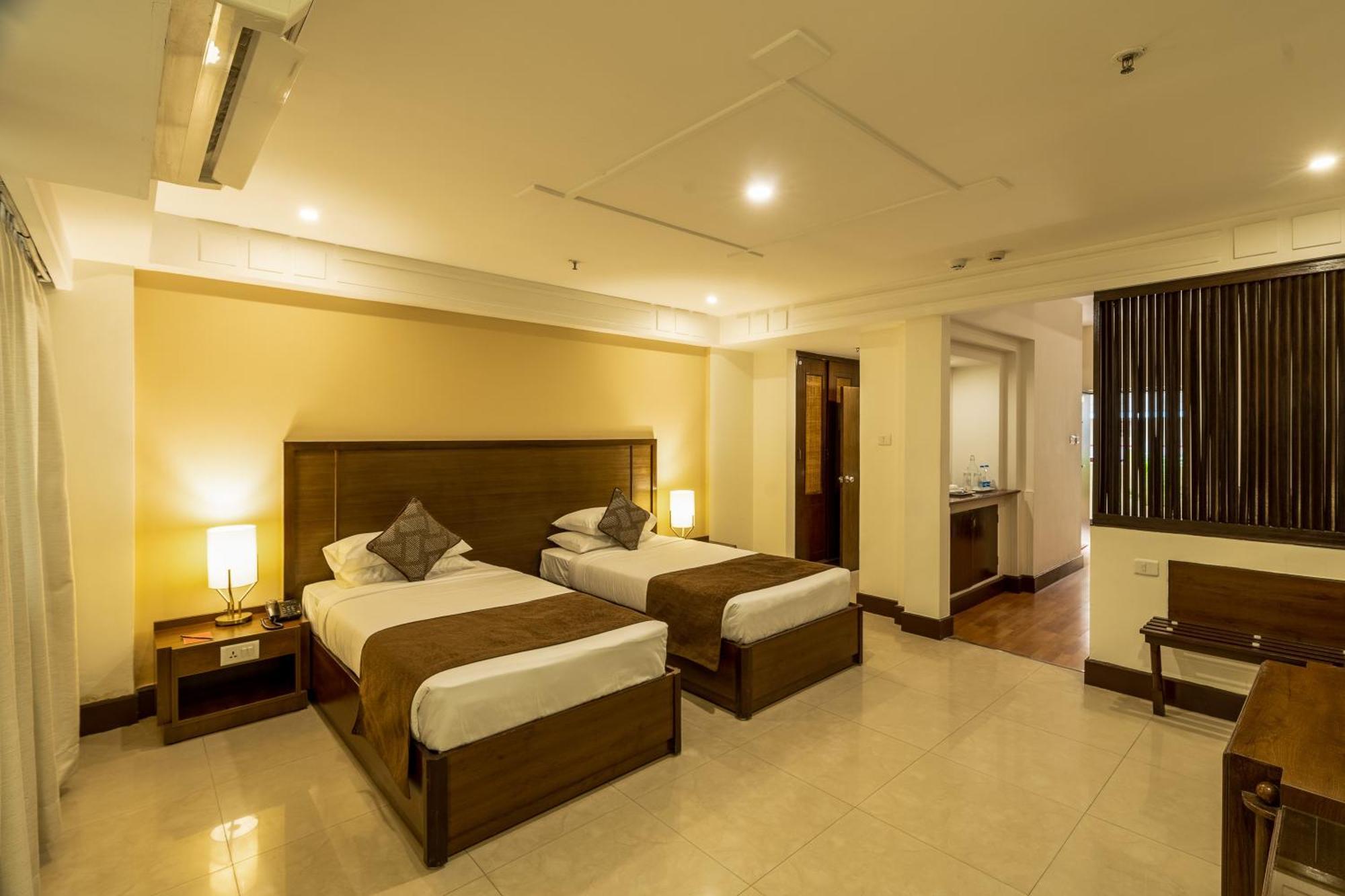 Ivory Tower Hotel Bangalore Exterior foto